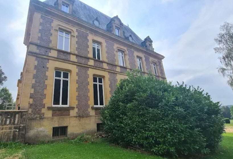 Château de Laclaireau, Belgium